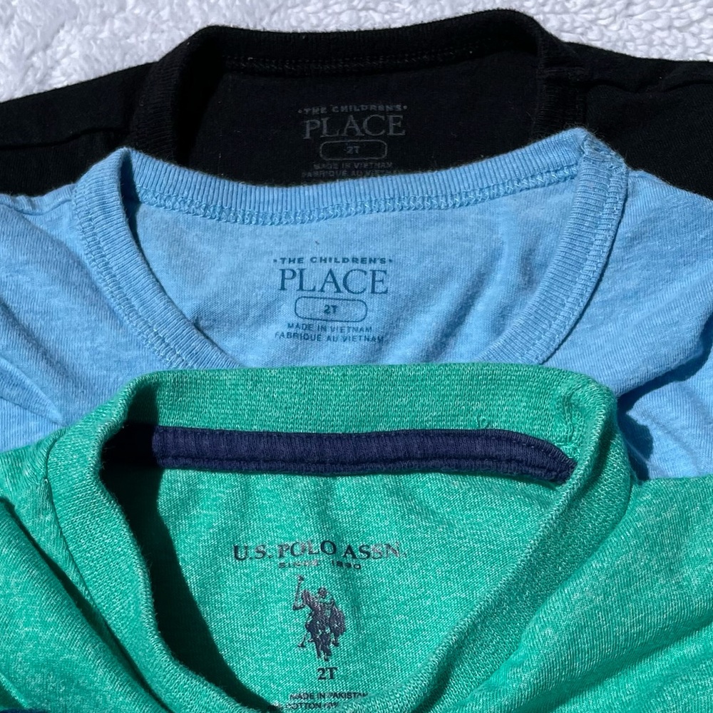 Boys T-shirt 3 pack | Blue Black Green Size 2t - Picture 6 of 6
